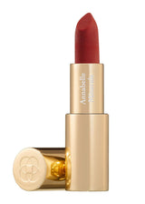 Szminka Annabelle Minerals w odcieniu Strawberry w złotym opakowaniu