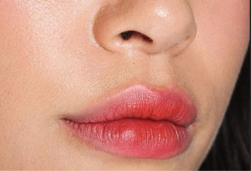 What Are Blurred Lips and How to Achieve the Trend What Are Blurred Lips and How to Achieve the Trend