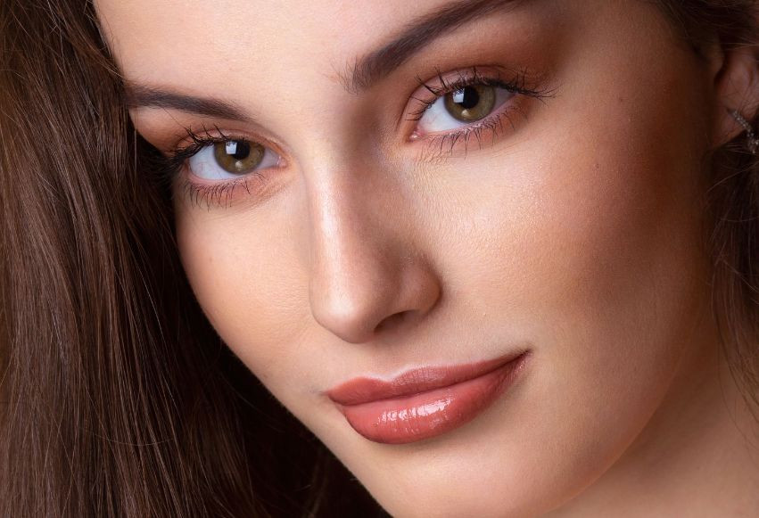 Ekspresowy makijaż do pracy i szkoły Ekspresowy makijaż do pracy i szkoły