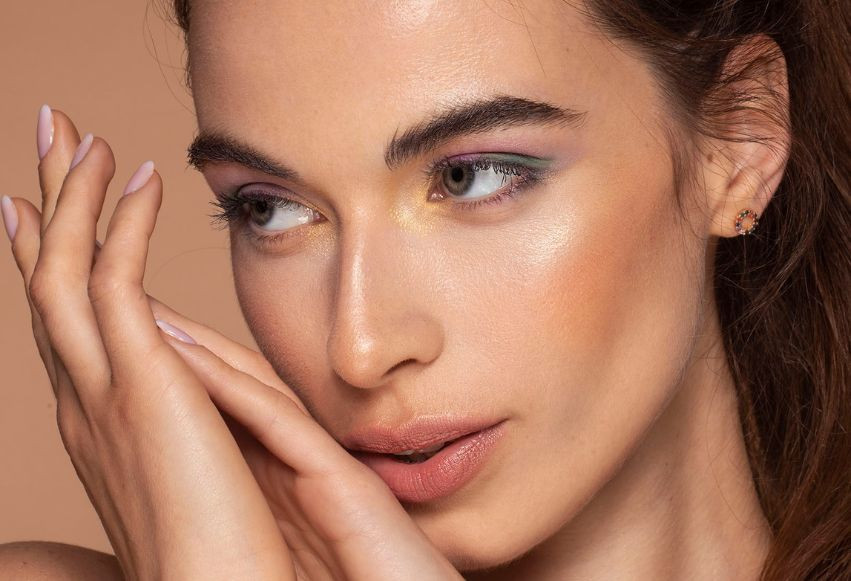 Wiosenne pastele: odświeżający makijaż w trzech kolorach Wiosenne pastele: odświeżający makijaż w trzech kolorach