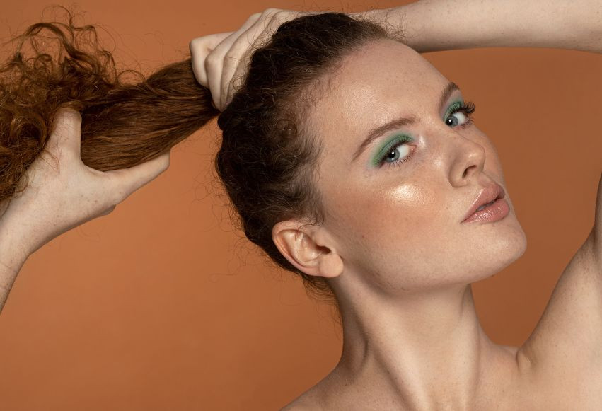 Jak dbać o końcówki włosów Jak dbać o końcówki włosów