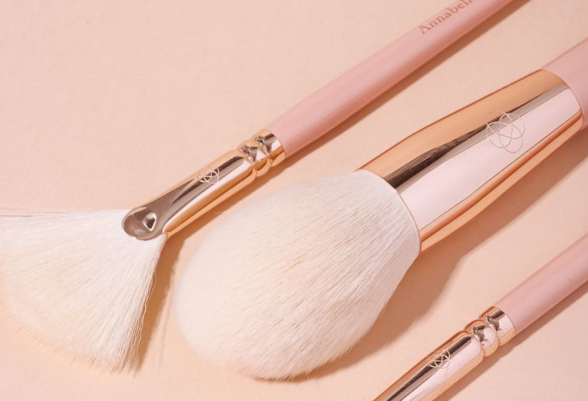 Higiena w makijażu: jak myć pędzle? Higiena w makijażu: jak myć pędzle?