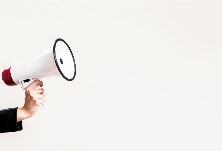 Błędy komunikacyjne, jakie popełniamy 
(choć czasem nieświadomie) Błędy komunikacyjne, jakie popełniamy 
(choć czasem nieświadomie)