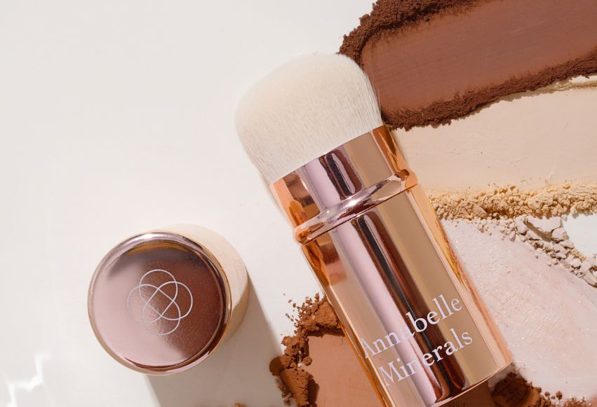 Makijaż mineralny - wiedza wcale nietajemna Makijaż mineralny - wiedza wcale nietajemna