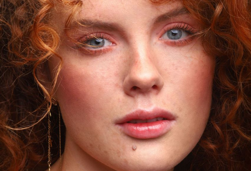 Wiosenny makijaż w różach