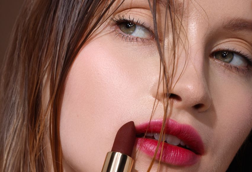 Makijażowe triki i umiejętności, które warto opanować