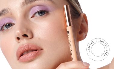Makijaż w stylu Glamour: kredki do oczu jumbo